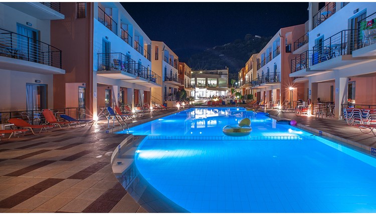 Sunrise Village, Крит